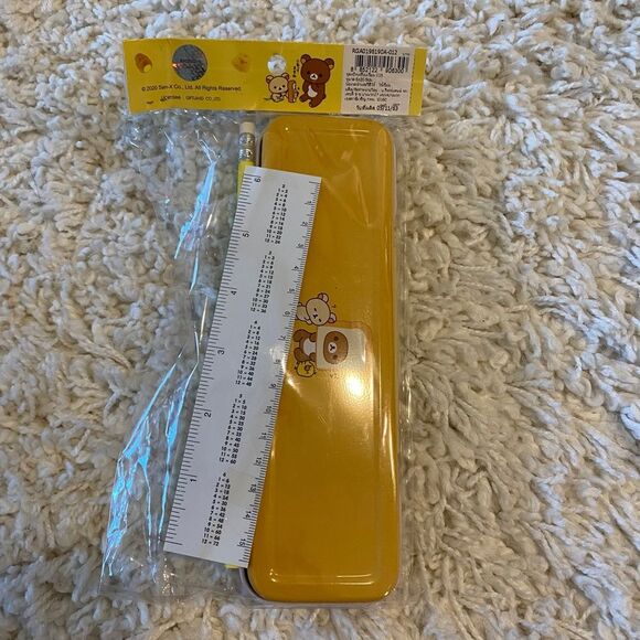 Cute Beat Design Pencil Case Set.Yellow. OS. Kidcore. Gifts. Fun. Animal Design. - Picture 3 of 3